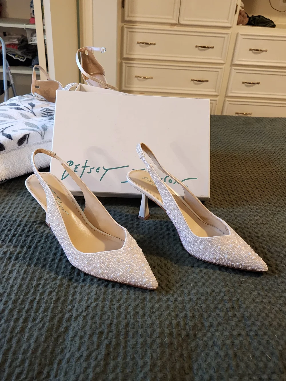 Betsey Johnson elegant pearl